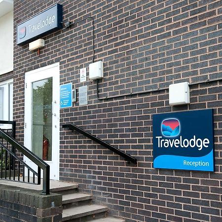 Travelodge Chester Warrington Road Exterior foto
